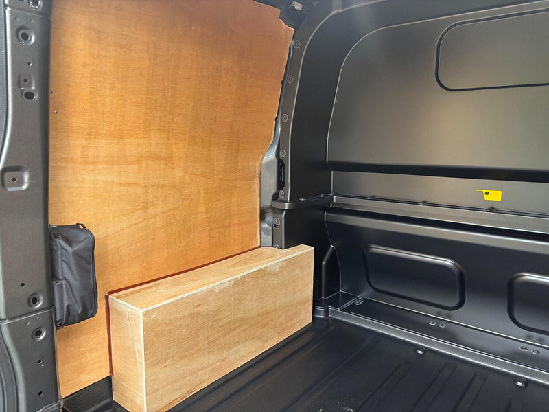 2026 Ford Transit Custom in Grey, photo 9 of 20