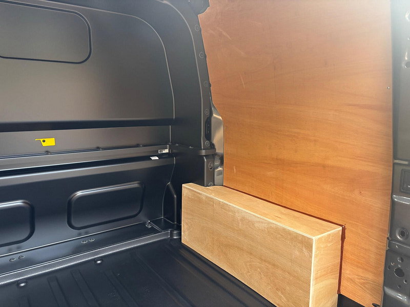 2026 Ford Transit Custom in Grey, photo 11 of 20