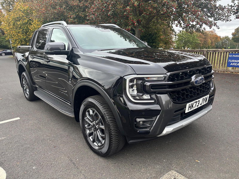 2023 Ford Ranger in Black, photo 1 of 19