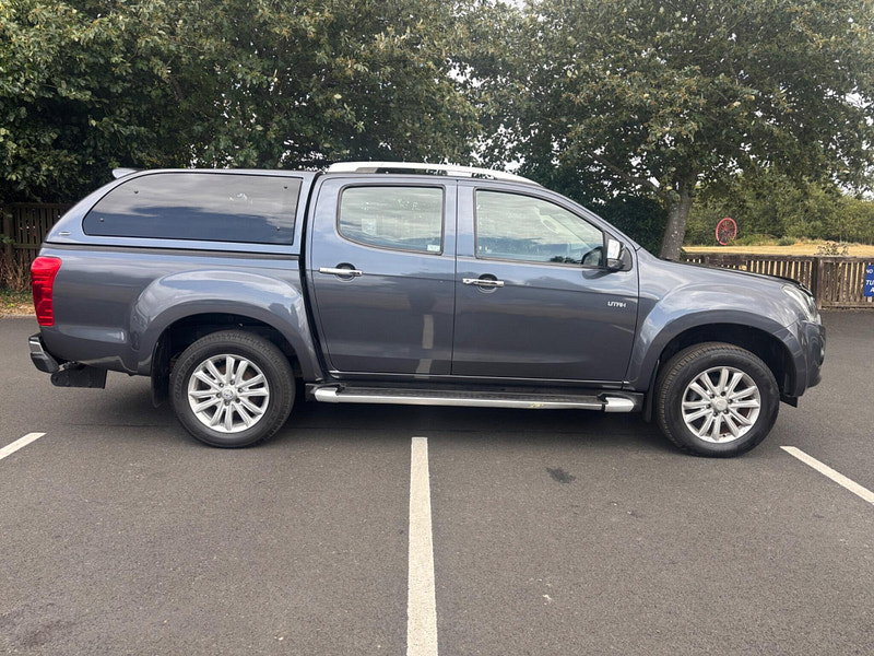 2019 Isuzu D-Max in Grey, photo 8 of 15
