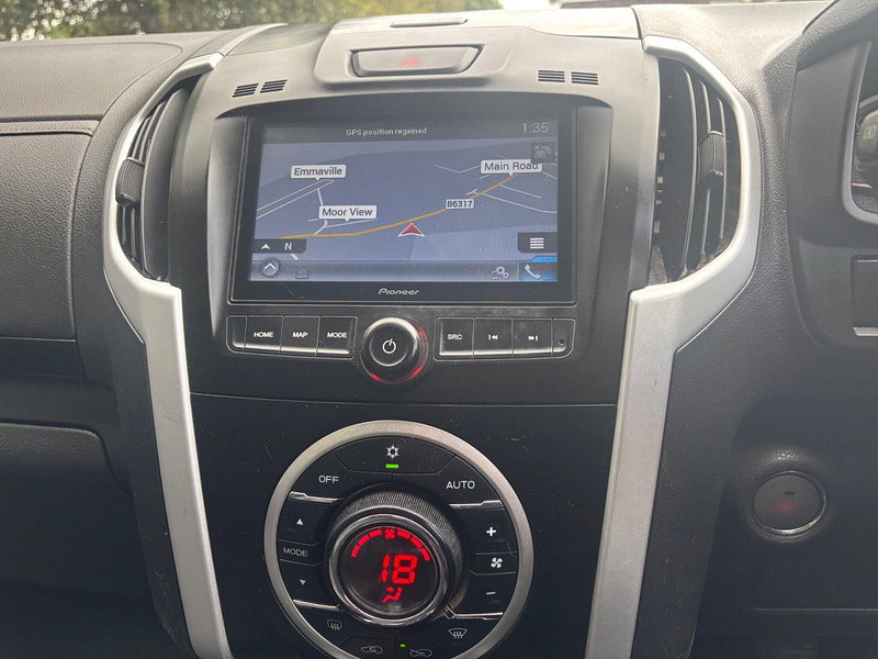 2019 Isuzu D-Max in Grey, photo 10 of 15