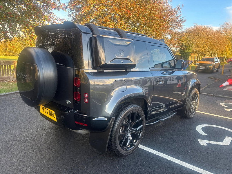 2022 Land Rover Defender 90 in Grey, photo 5 of 16