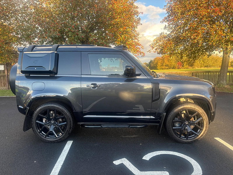2022 Land Rover Defender 90 in Grey, photo 4 of 16