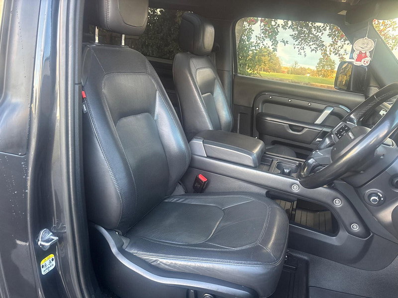 2022 Land Rover Defender 90 in Grey, photo 10 of 16