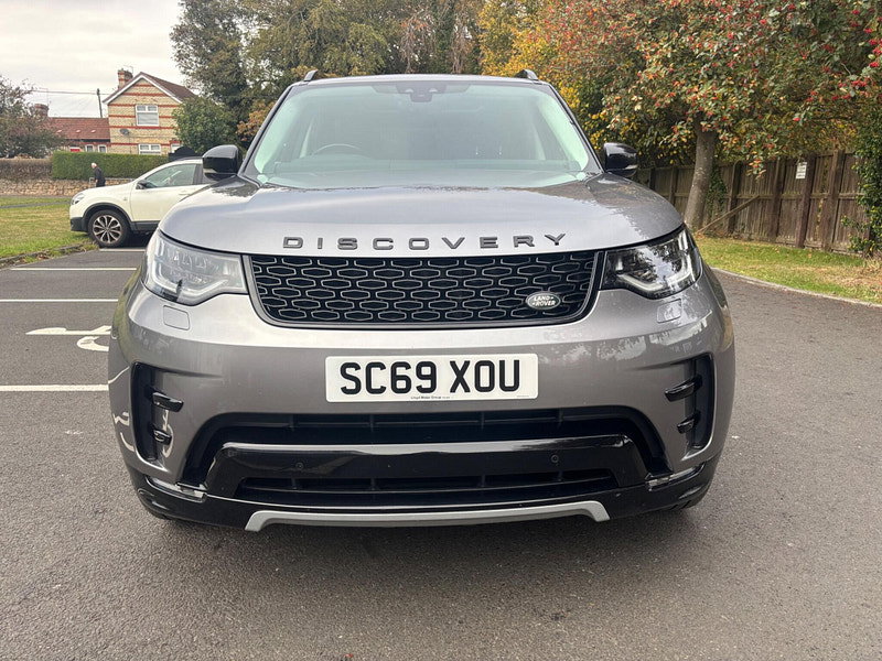 2019 Land Rover DISCOVERY in Grey, photo 2 of 19