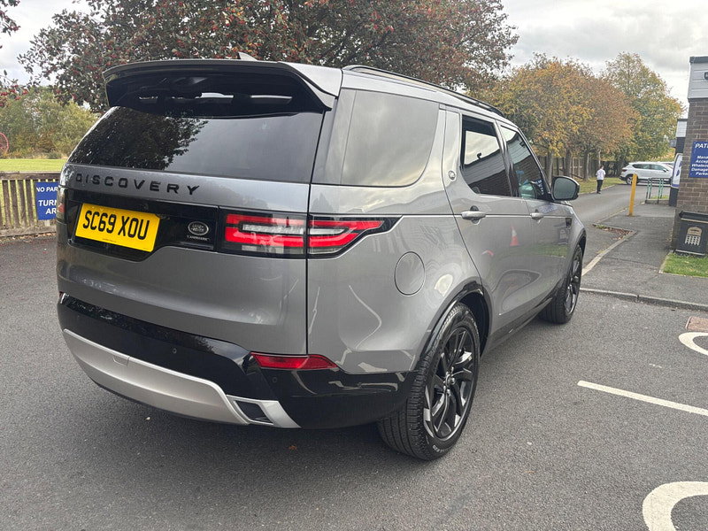 2019 Land Rover DISCOVERY in Grey, photo 7 of 19