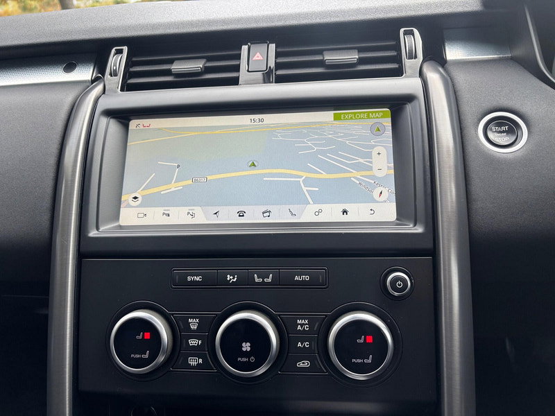 2019 Land Rover DISCOVERY in Grey, photo 16 of 19