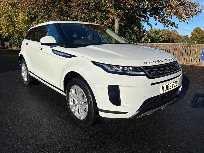 2019 Land Rover Range Rover Evoque in White, photo 1 of 15