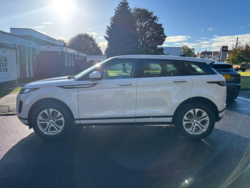2019 Land Rover Range Rover Evoque in White, photo 4 of 15