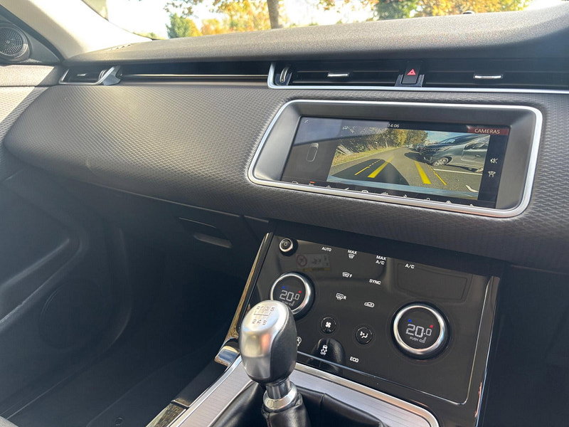 2019 Land Rover Range Rover Evoque in White, photo 13 of 15