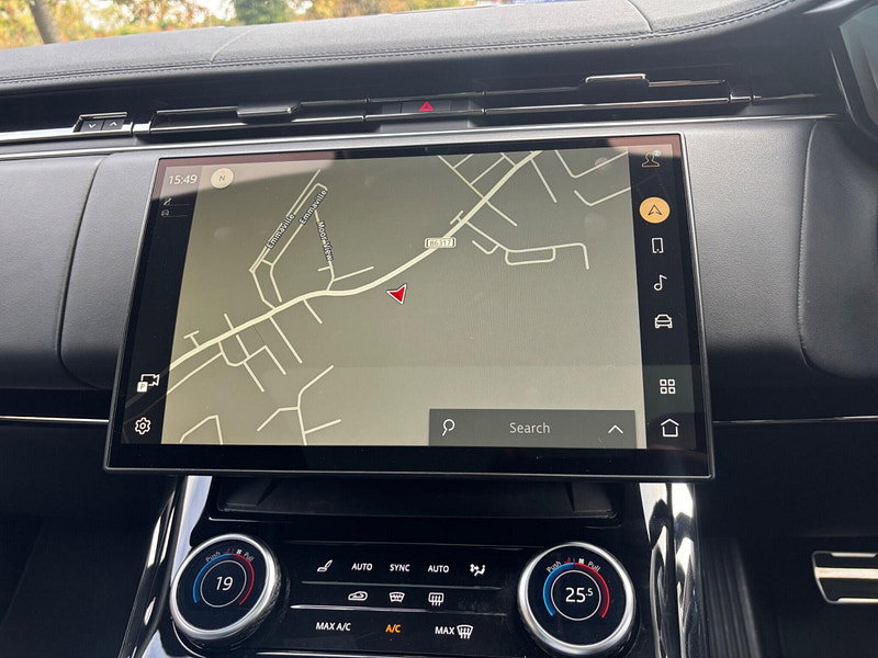 2023 Land Rover Range Rover Sport in Grey, photo 14 of 19
