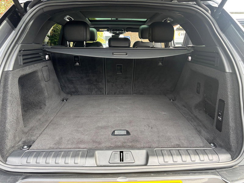 2023 Land Rover Range Rover Sport in Grey, photo 9 of 19
