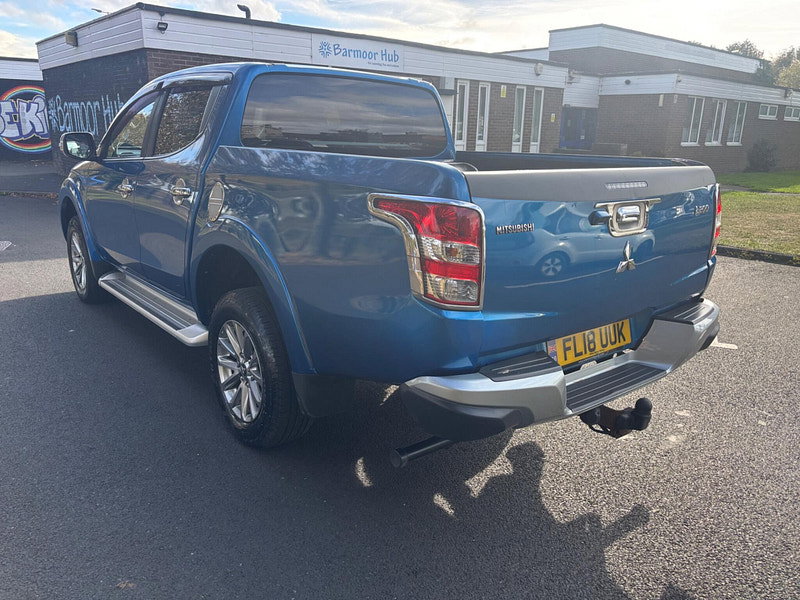2018 Mitsubishi L200 in Blue, photo 5 of 16
