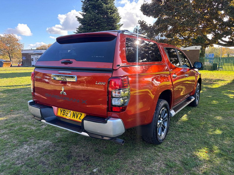 2019 Mitsubishi L200 in Orange, photo 7 of 16