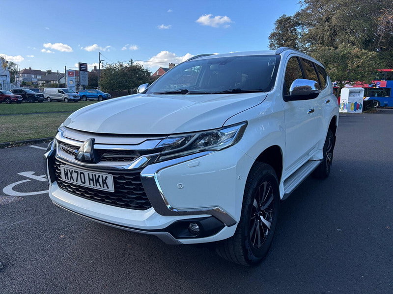 2020 Mitsubishi Shogun Sport in White, photo 3 of 17