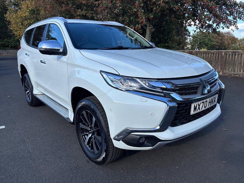 2020 Mitsubishi Shogun Sport in White, photo 1 of 17