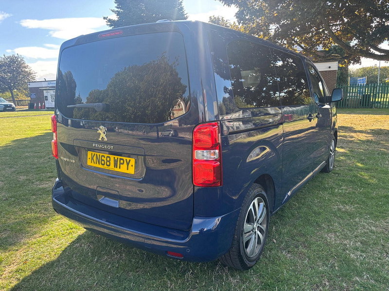 2018 Peugeot Traveller in Blue, photo 7 of 18