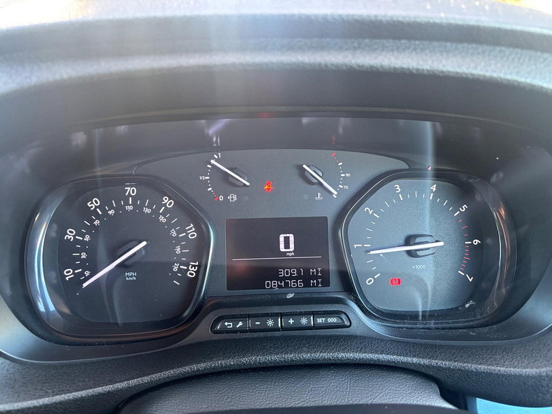 2018 Peugeot Traveller in Blue, photo 18 of 18