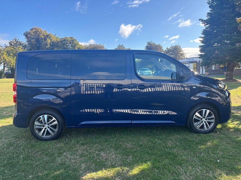 2018 Peugeot Traveller in Blue, photo 8 of 18