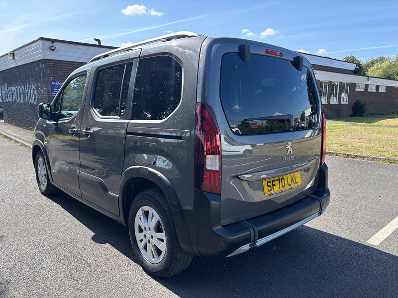2020 Peugeot Rifter in Grey, photo 5 of 20