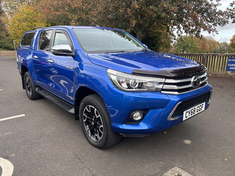 2018 Toyota Hilux in Blue, photo 1 of 16