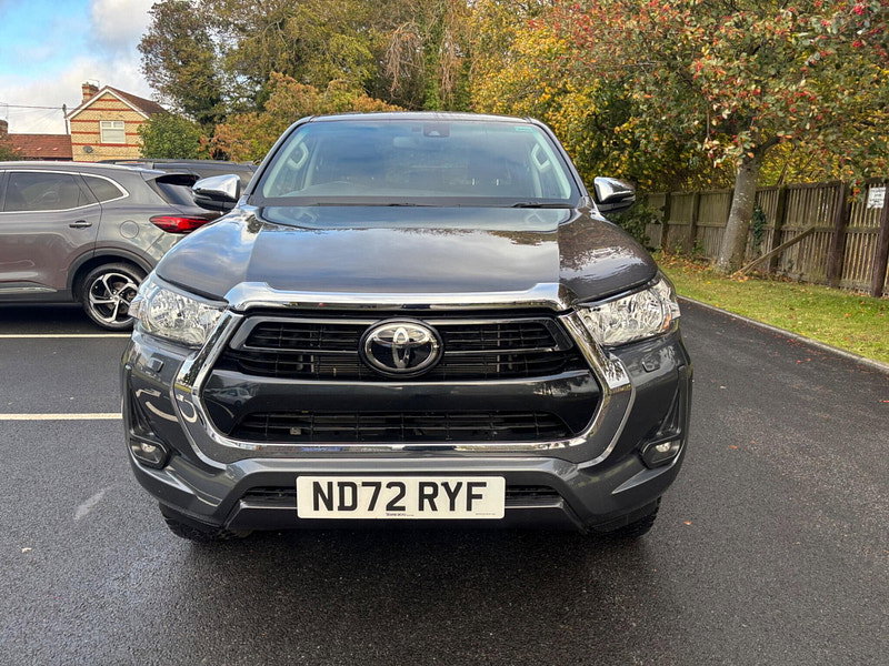 2023 Toyota Hilux in Grey, photo 3 of 16