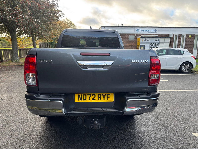 2023 Toyota Hilux in Grey, photo 6 of 16
