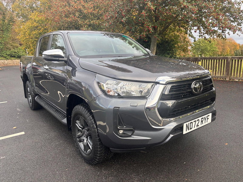 2023 Toyota Hilux in Grey, photo 1 of 16