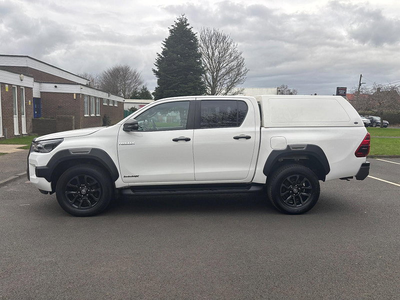 2022 Toyota Hilux in White, photo 4 of 16