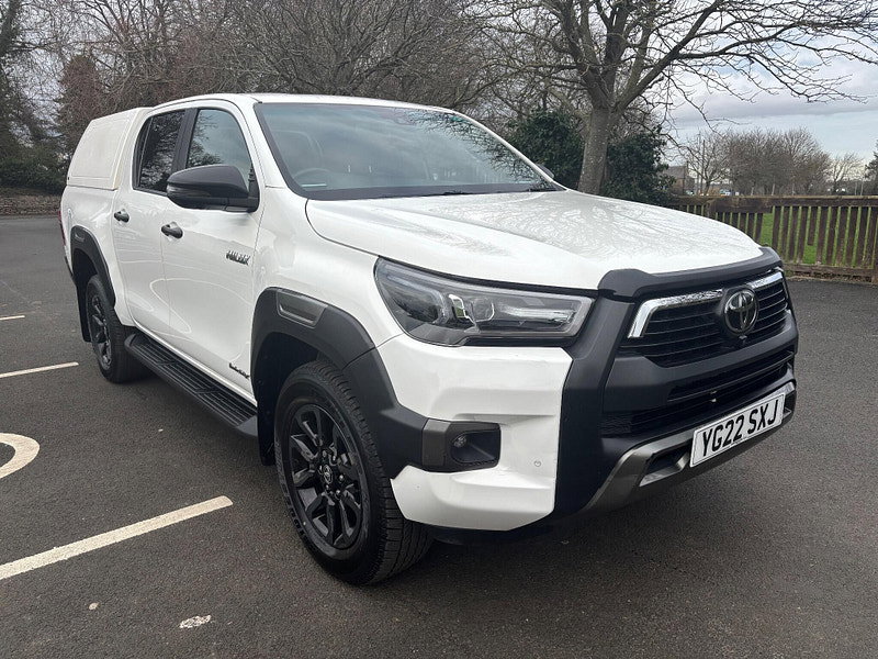 2022 Toyota Hilux in White, photo 1 of 16