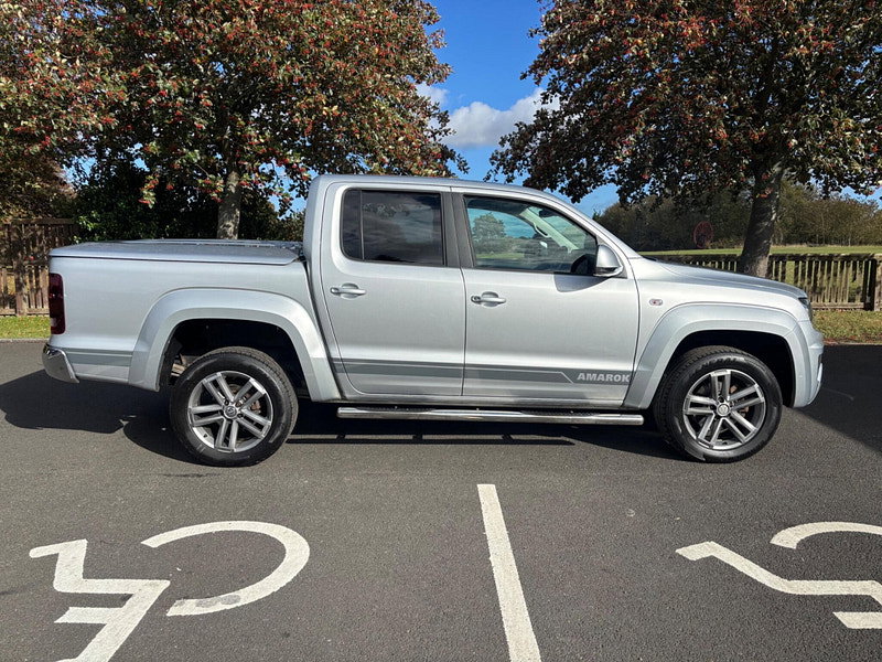 2019 Volkswagen Amarok in Silver, photo 8 of 16