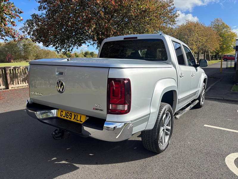 2019 Volkswagen Amarok in Silver, photo 7 of 16