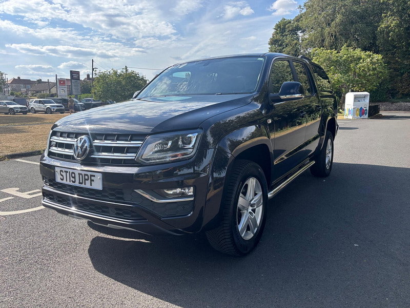 2019 Volkswagen Amarok in Black, photo 3 of 16