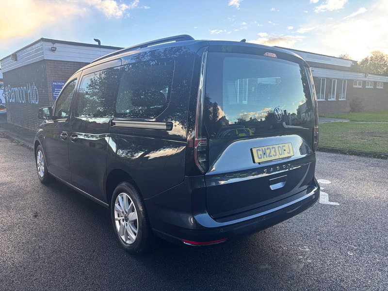 2023 Volkswagen Caddy Maxi in Blue, photo 5 of 15