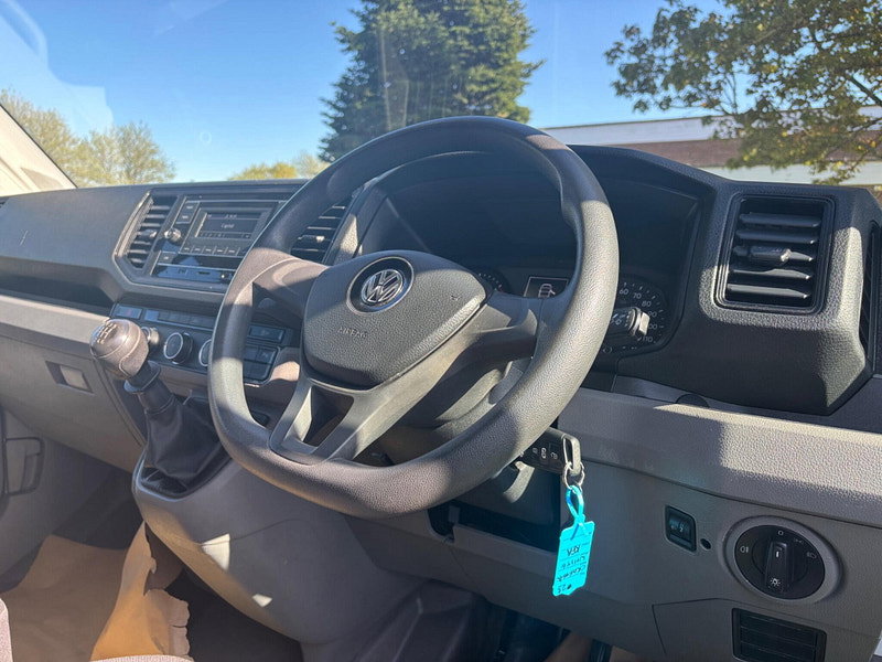 2023 Volkswagen Crafter in White, photo 12 of 13