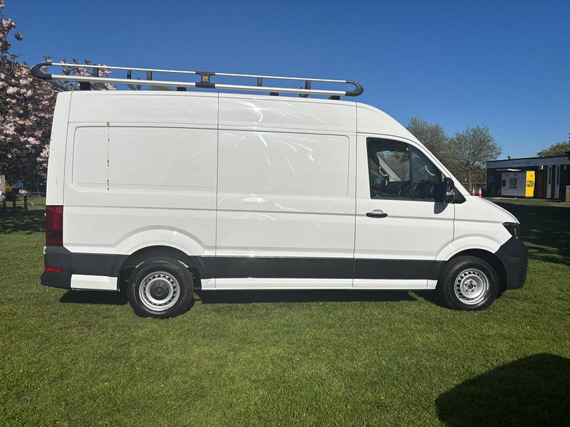 2023 Volkswagen Crafter in White, photo 8 of 13