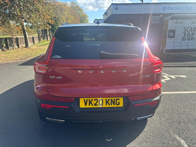 2020 Volvo XC40 in Red, photo 6 of 18