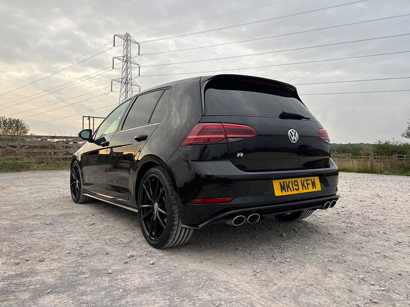 2019 Volkswagen Golf in Black, photo 4 of 26