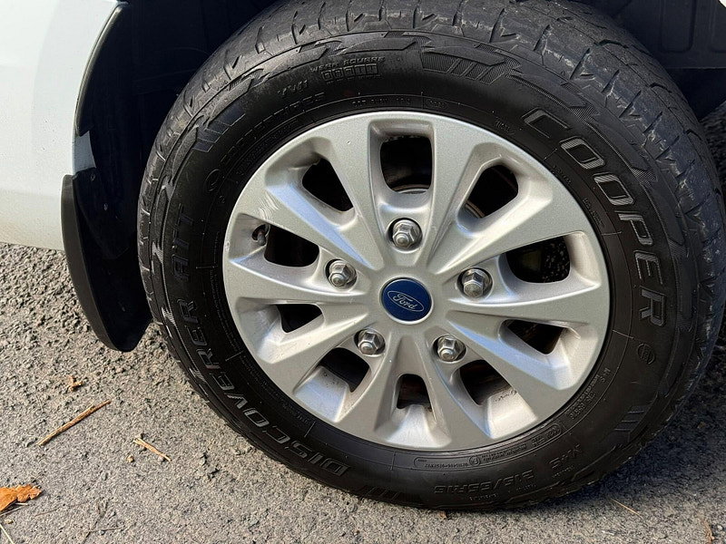 2019 Ford Transit Custom in White, photo 20 of 22