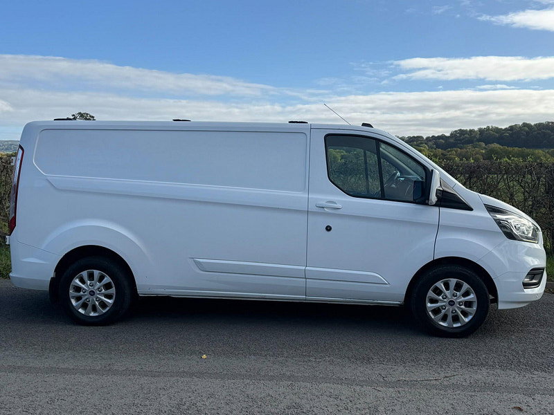 2019 Ford Transit Custom in White, photo 5 of 22