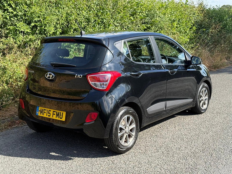 2015 Hyundai I10 in Black, photo 6 of 21