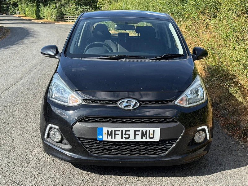 2015 Hyundai I10 in Black, photo 7 of 21