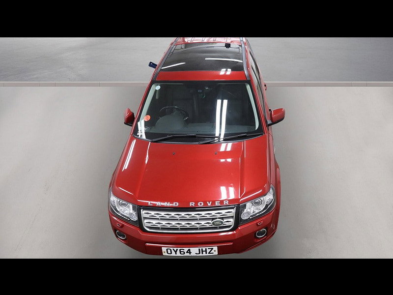 2014 Land Rover Freelander 2 in Red, photo 7 of 12