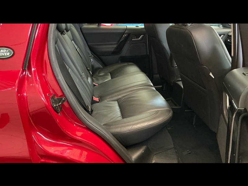 2014 Land Rover Freelander 2 in Red, photo 9 of 12