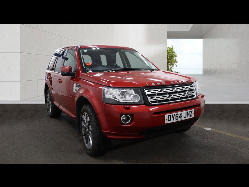 2014 Land Rover Freelander 2 in Red, photo 2 of 12