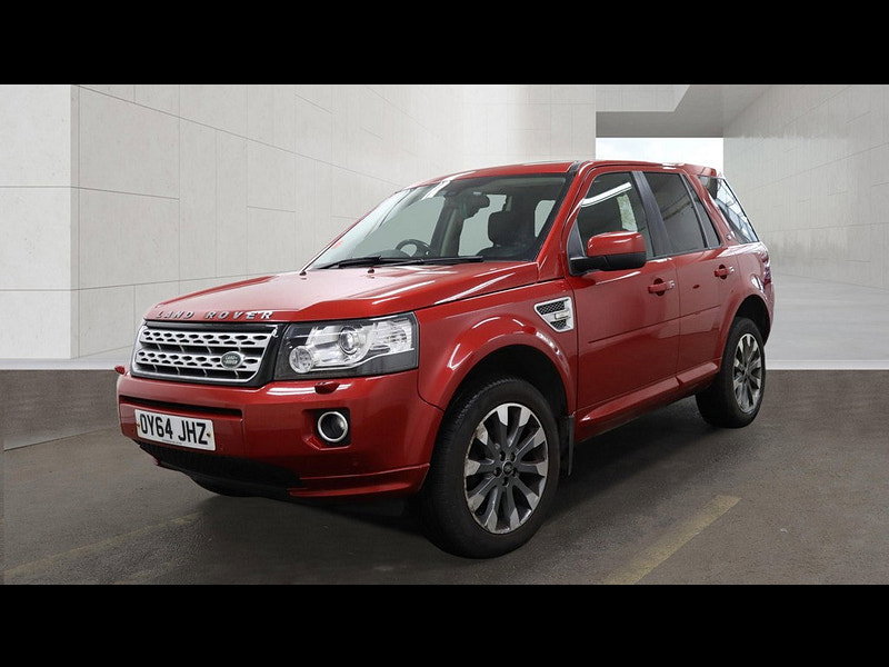 2014 Land Rover Freelander 2 in Red, photo 1 of 12