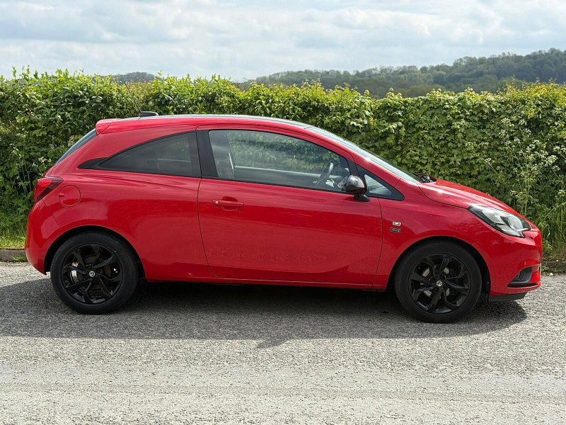 2018 Vauxhall Corsa in Red, photo 5 of 15