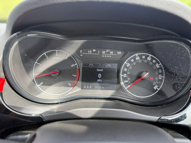 2018 Vauxhall Corsa in Red, photo 9 of 15