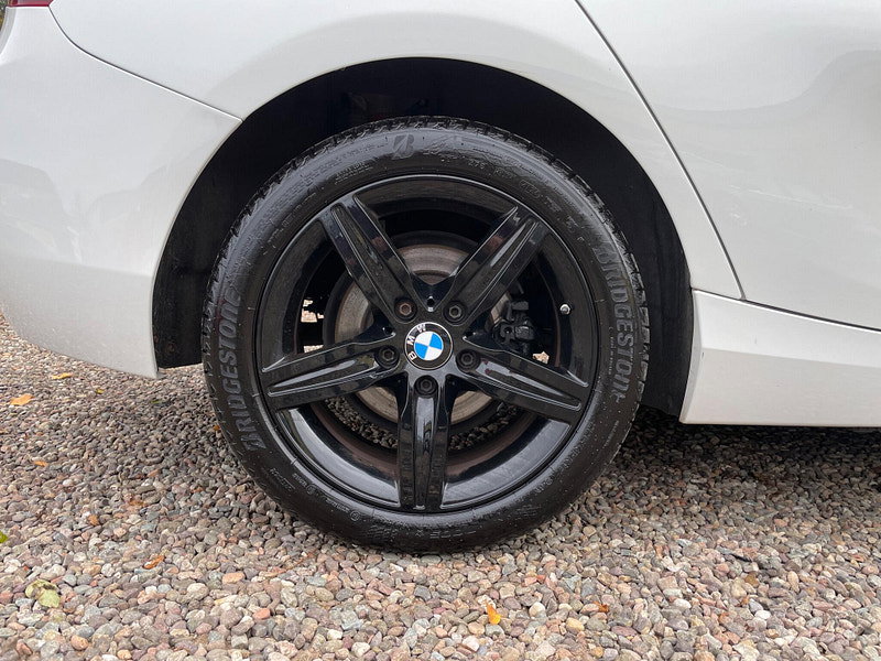BMW 1 Series 1.5 118i Sport Euro 6 (s/s) 5dr