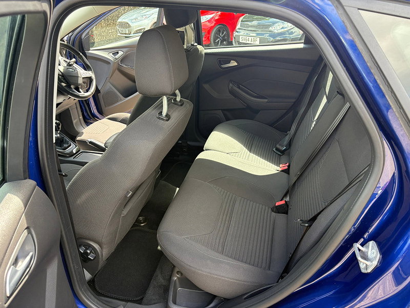 Ford Focus 1.5 TDCi Titanium Hatchback 5dr Diesel Manual Euro 6 (s/s) (120 ps)
